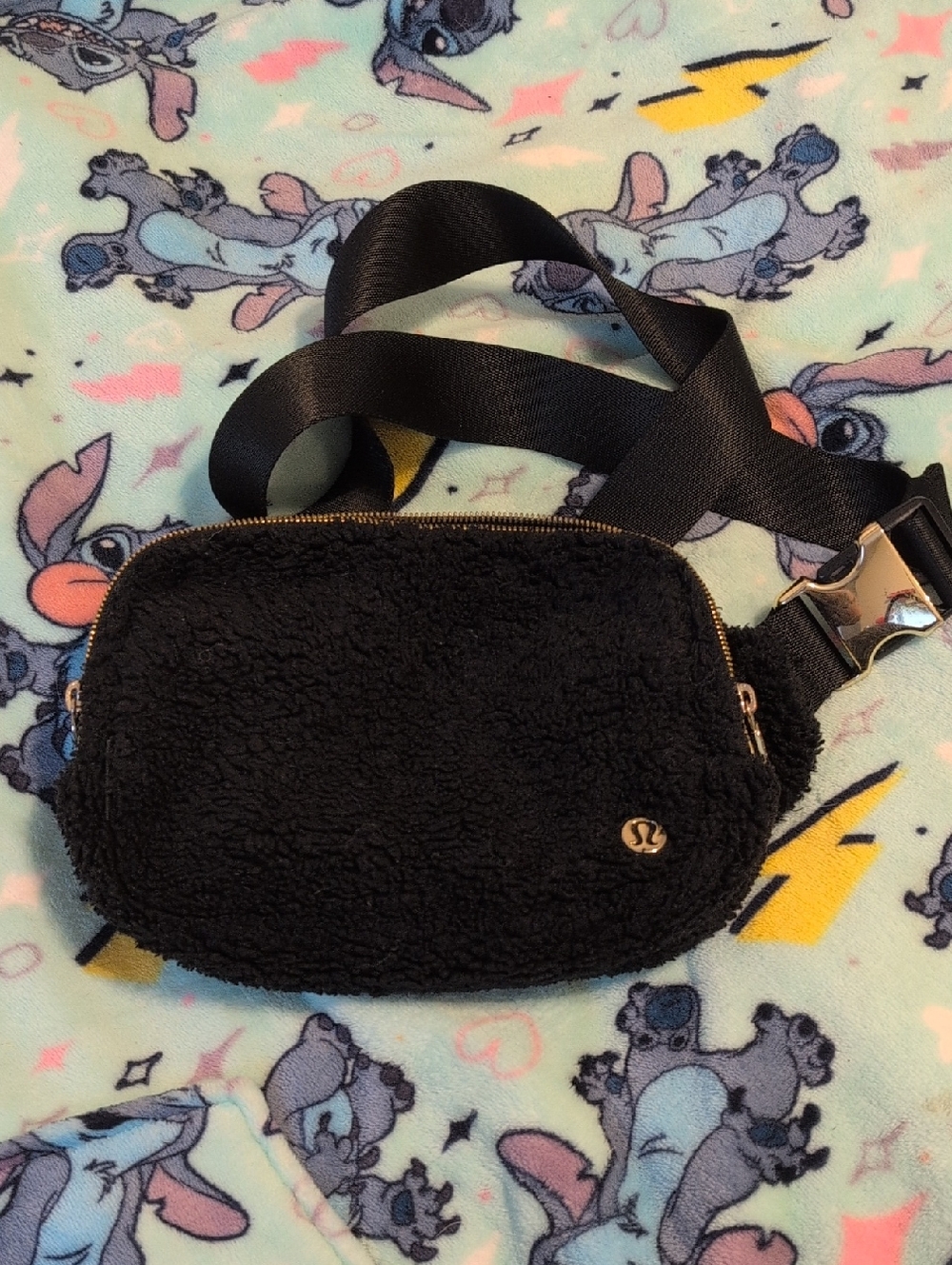 Lululemon Black Sherpa Belt Bag